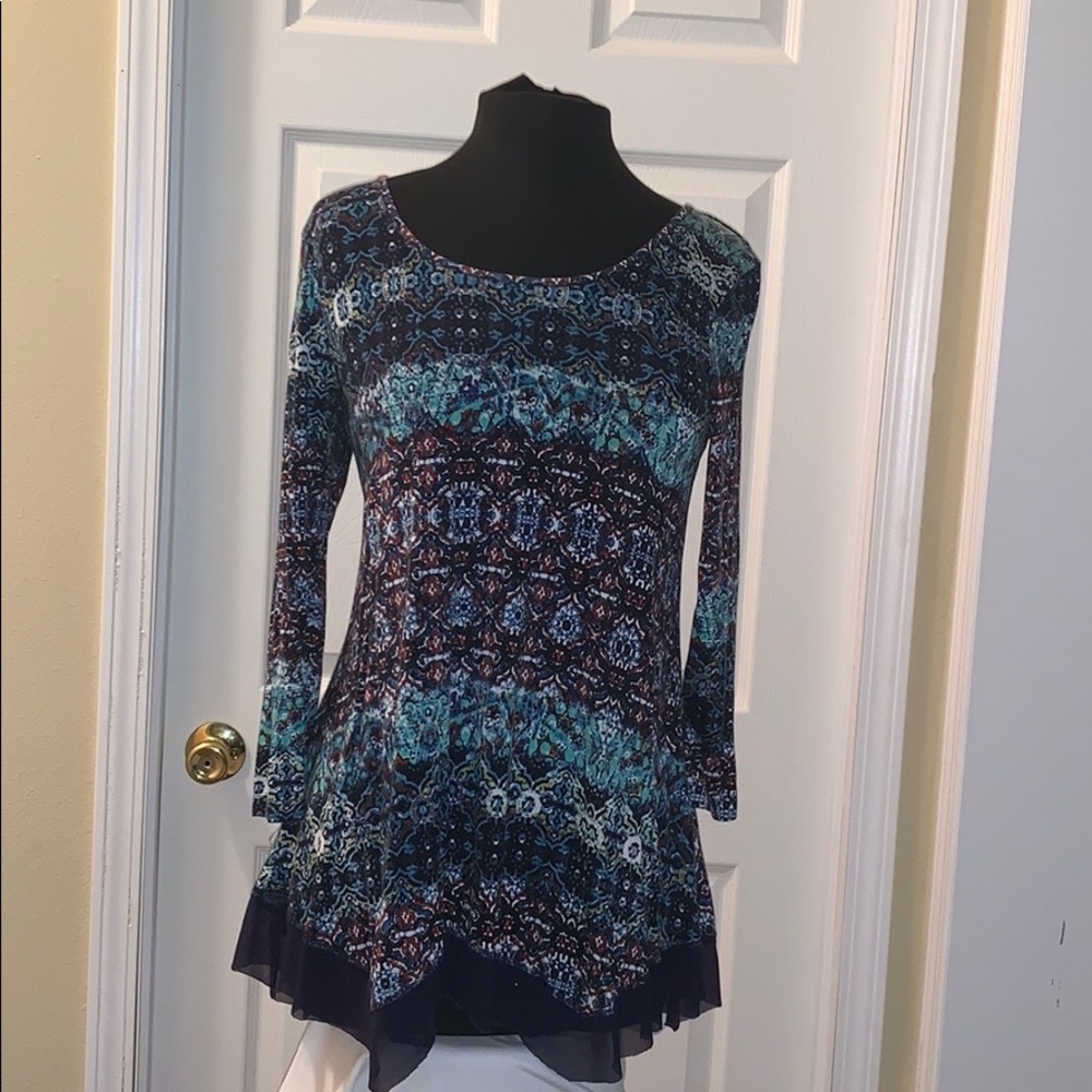 Cupio sz S long sleeve navy/teal/burgundy top